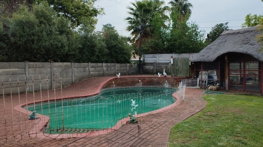 4 Bedroom Property for Sale in Parys Free State